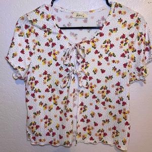 White Flower printed blouse Size XL